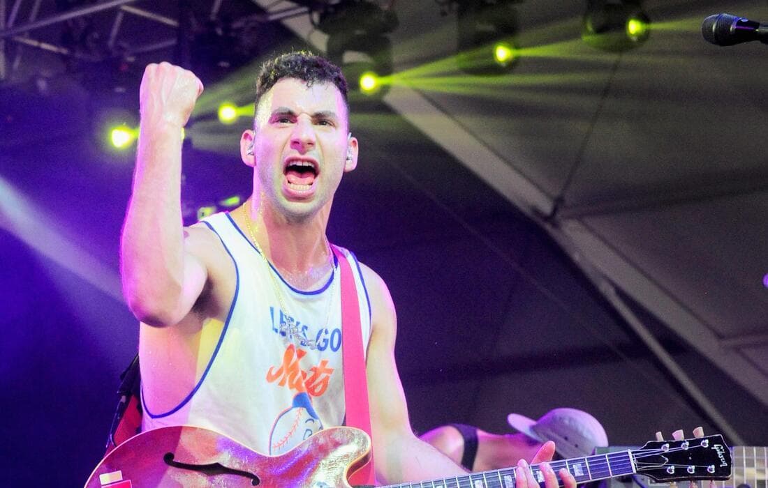 Crossroads KC at Grinders Featured Live Event Tickets & 20232024