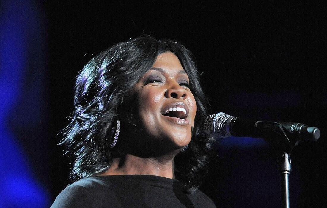 CeCe Winans - Albany