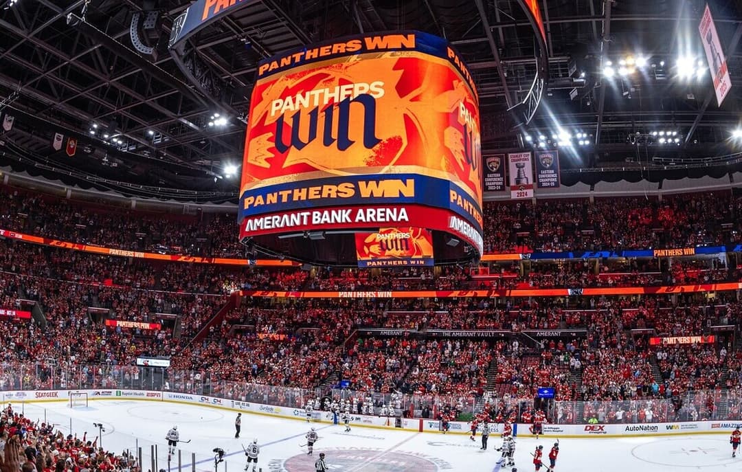 NHL Hockey Tickets, 2023 Games & Locations SeatGeek