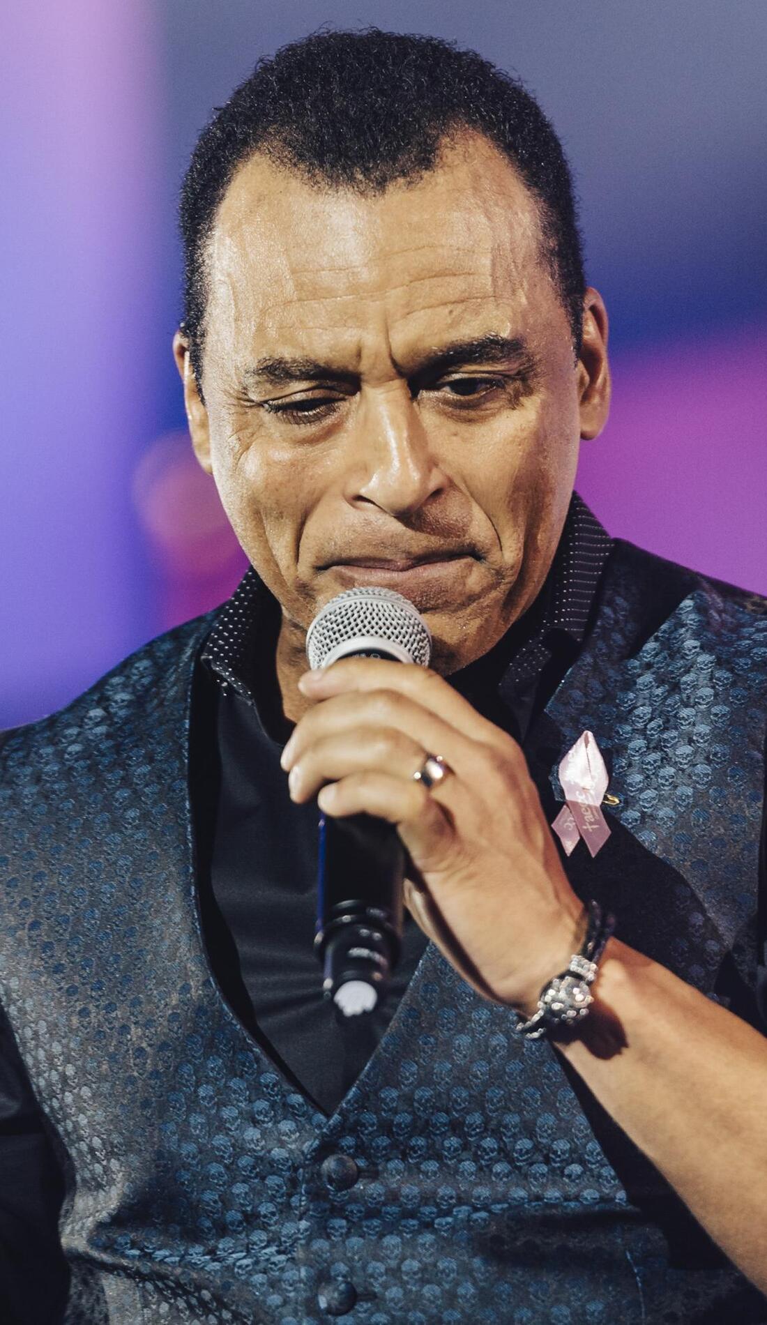 Jon Secada in Miami, 2024 Concert Tickets SeatGeek