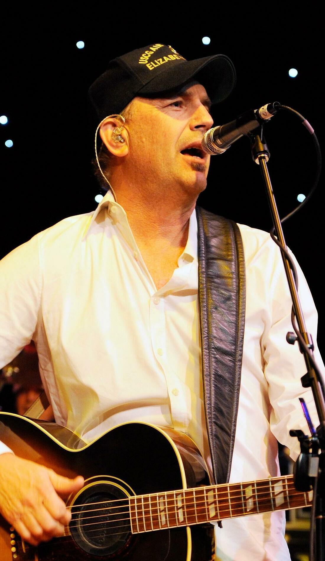 Kevin Costner Concert Tickets, 2024 Tour Dates & Locations SeatGeek