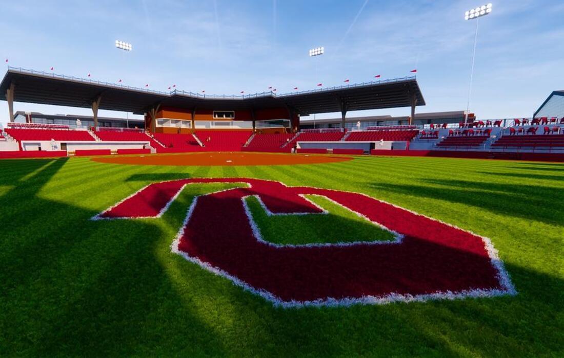 South Carolina Gamecocks at Oklahoma Sooners Softball