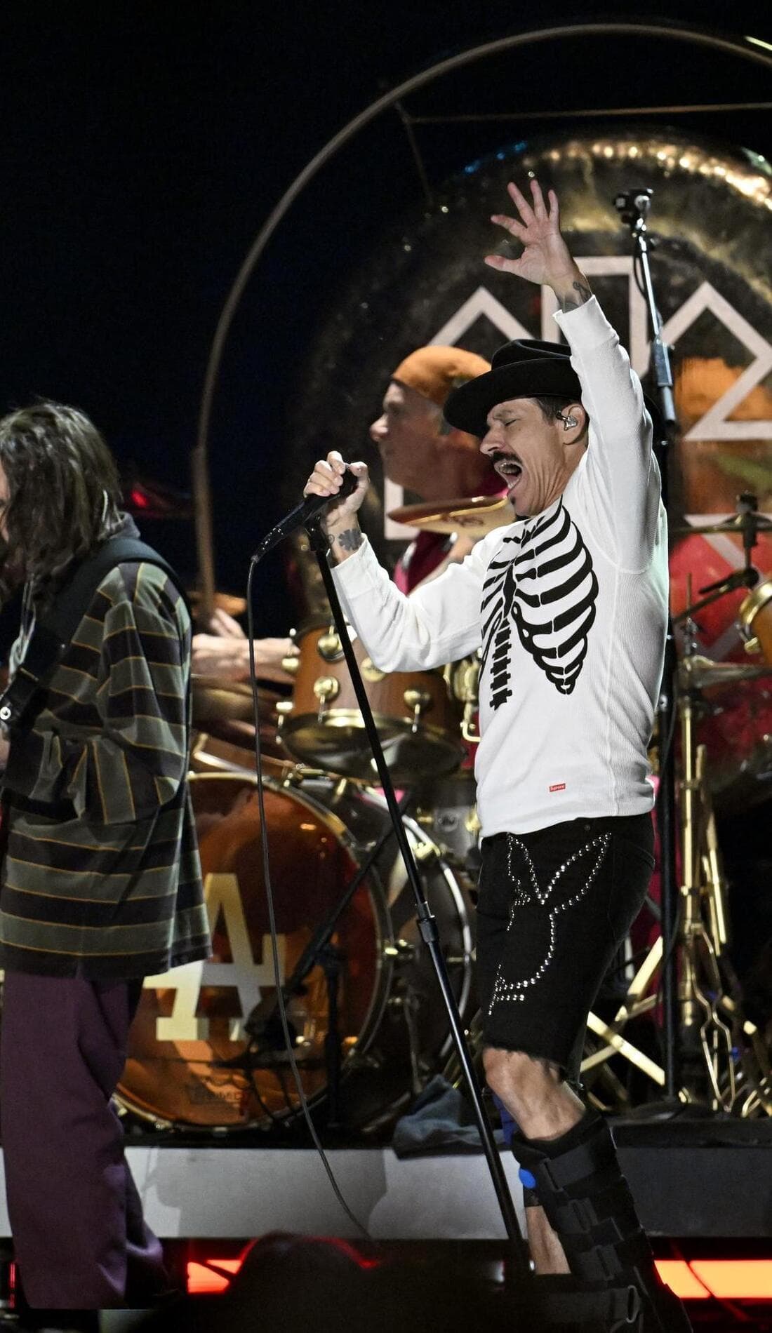 Red Hot Chili Peppers Tickets, 2024 Concert Tour Dates SeatGeek