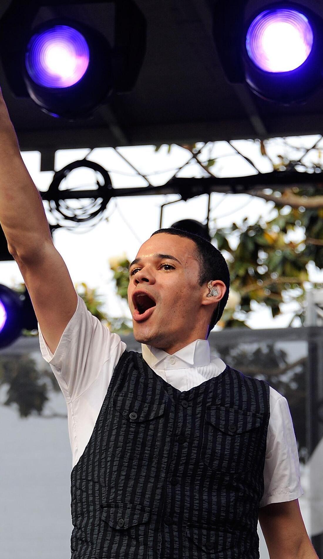 Tauren Wells Tickets & Concert Tour Dates 2024 SeatGeek.ca