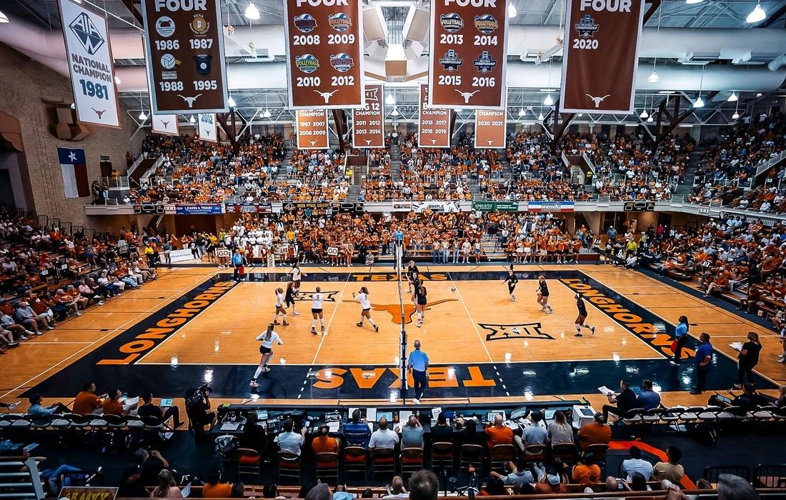 Oklahoma Sooners at Texas Longhorns Womens Volleyball