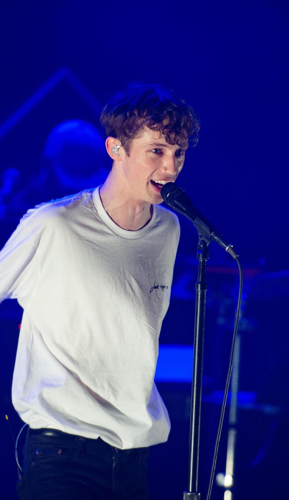 Troye Sivan Tickets, 2024 Concert Tour Dates SeatGeek