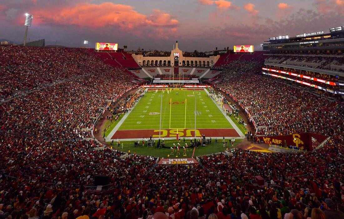 USC Trojans Football