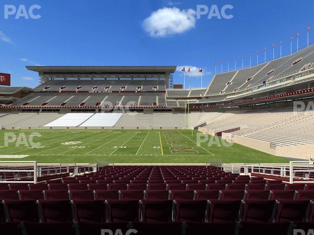 Seating view for Kyle Field Section Field Box 3