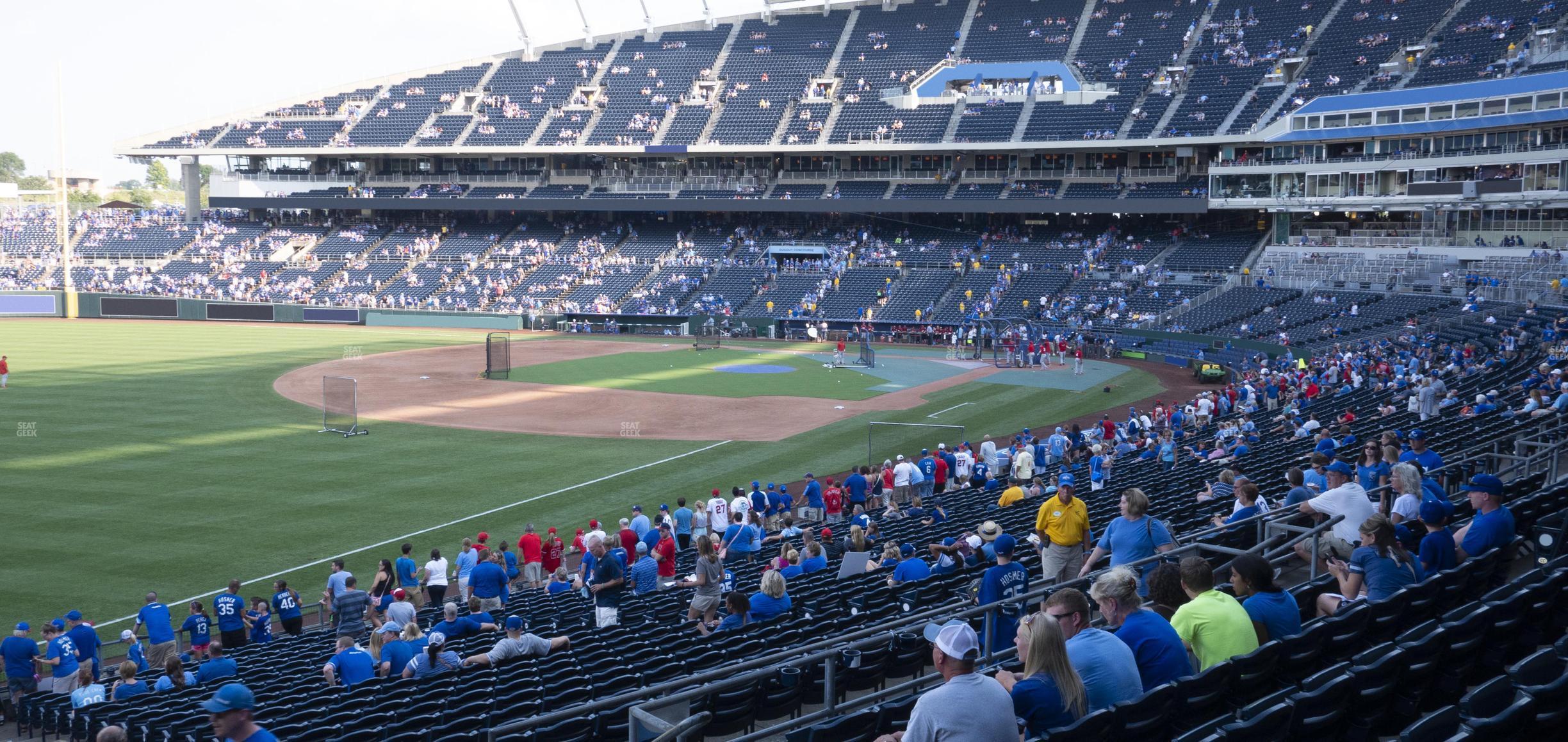 Seating view for Kauffman Stadium Section 211