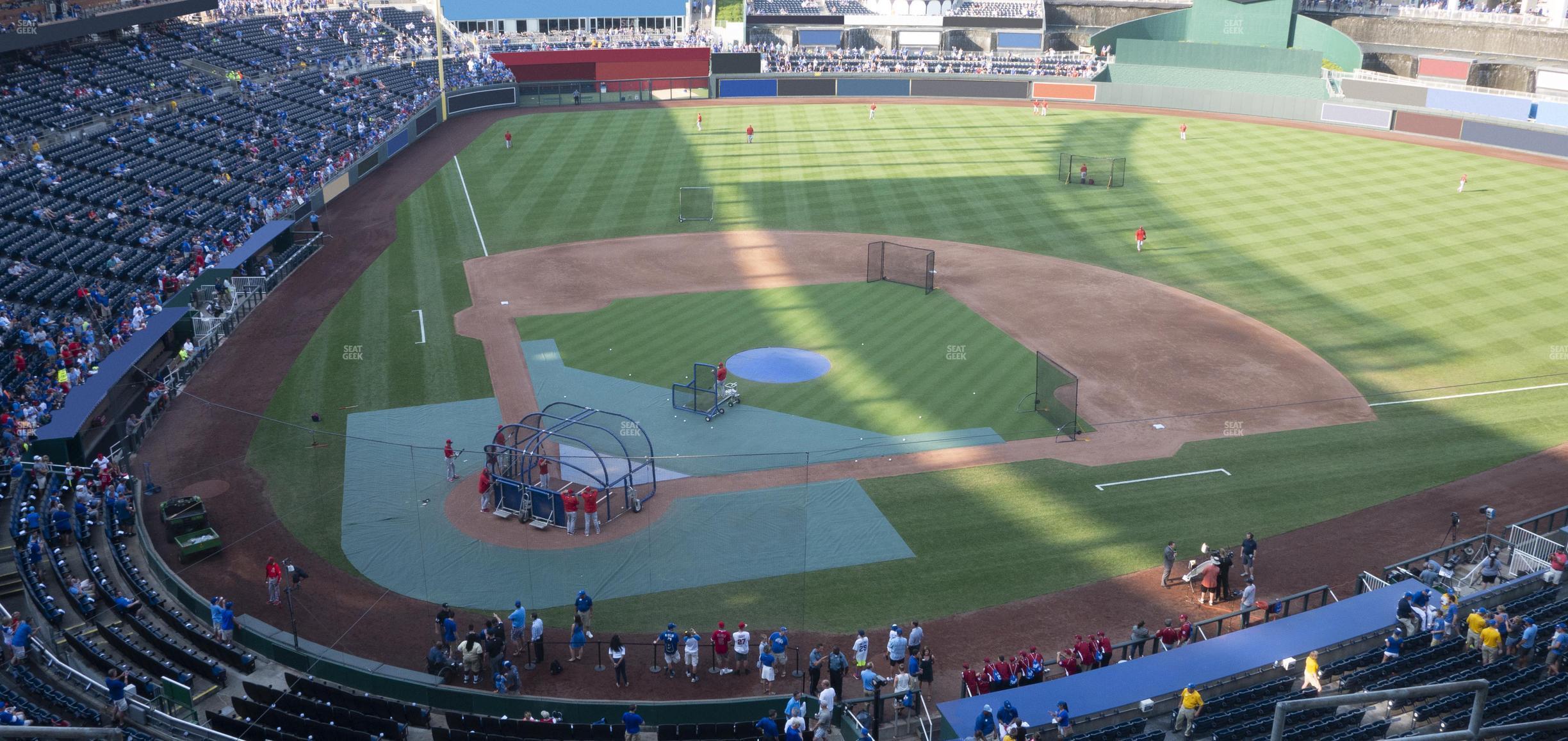 Seating view for Kauffman Stadium Section 425