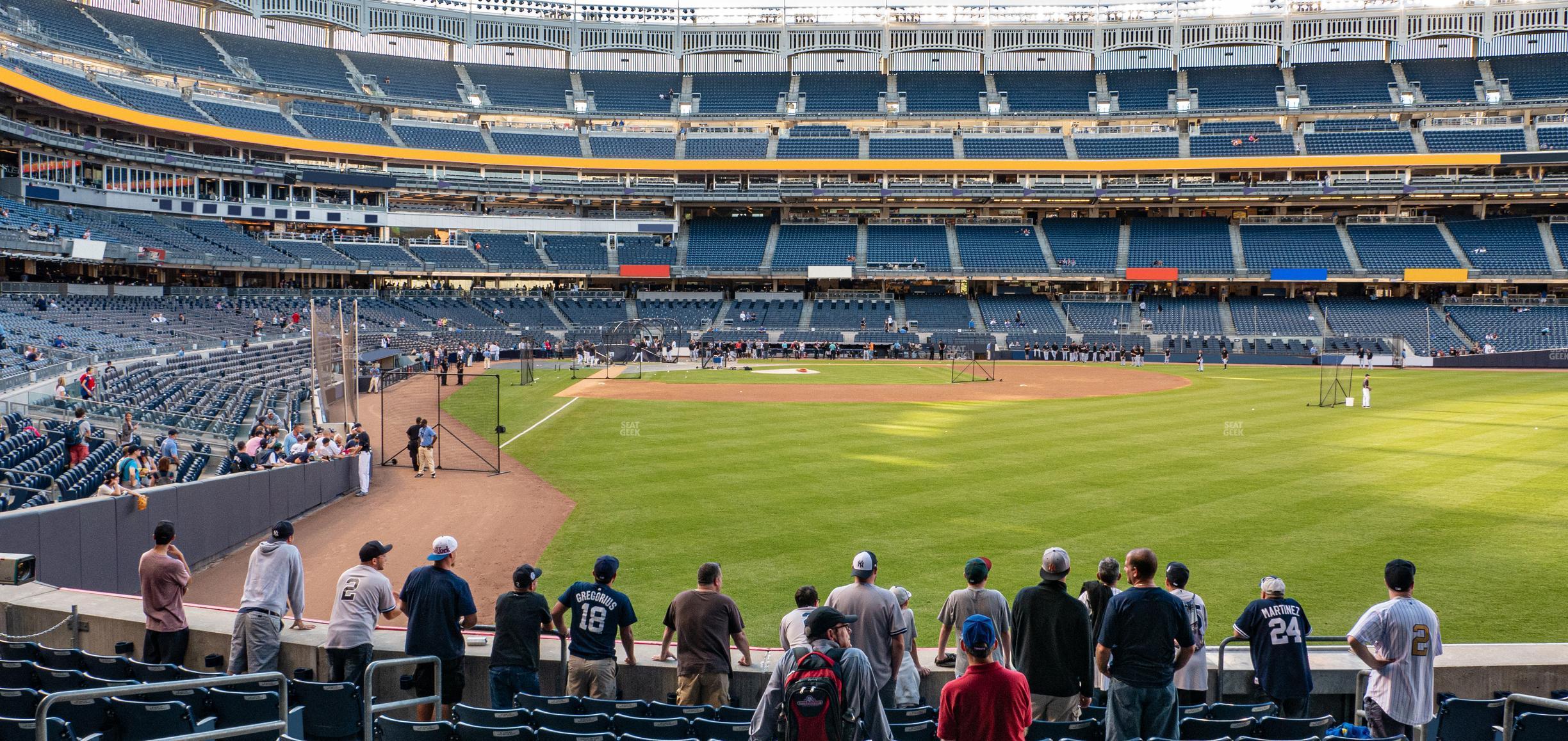 Seating view for Yankee Stadium Section Field Level 106