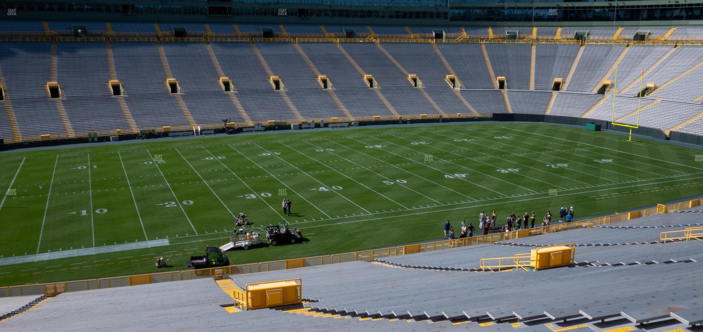 Seating view for Lambeau Field Section 125