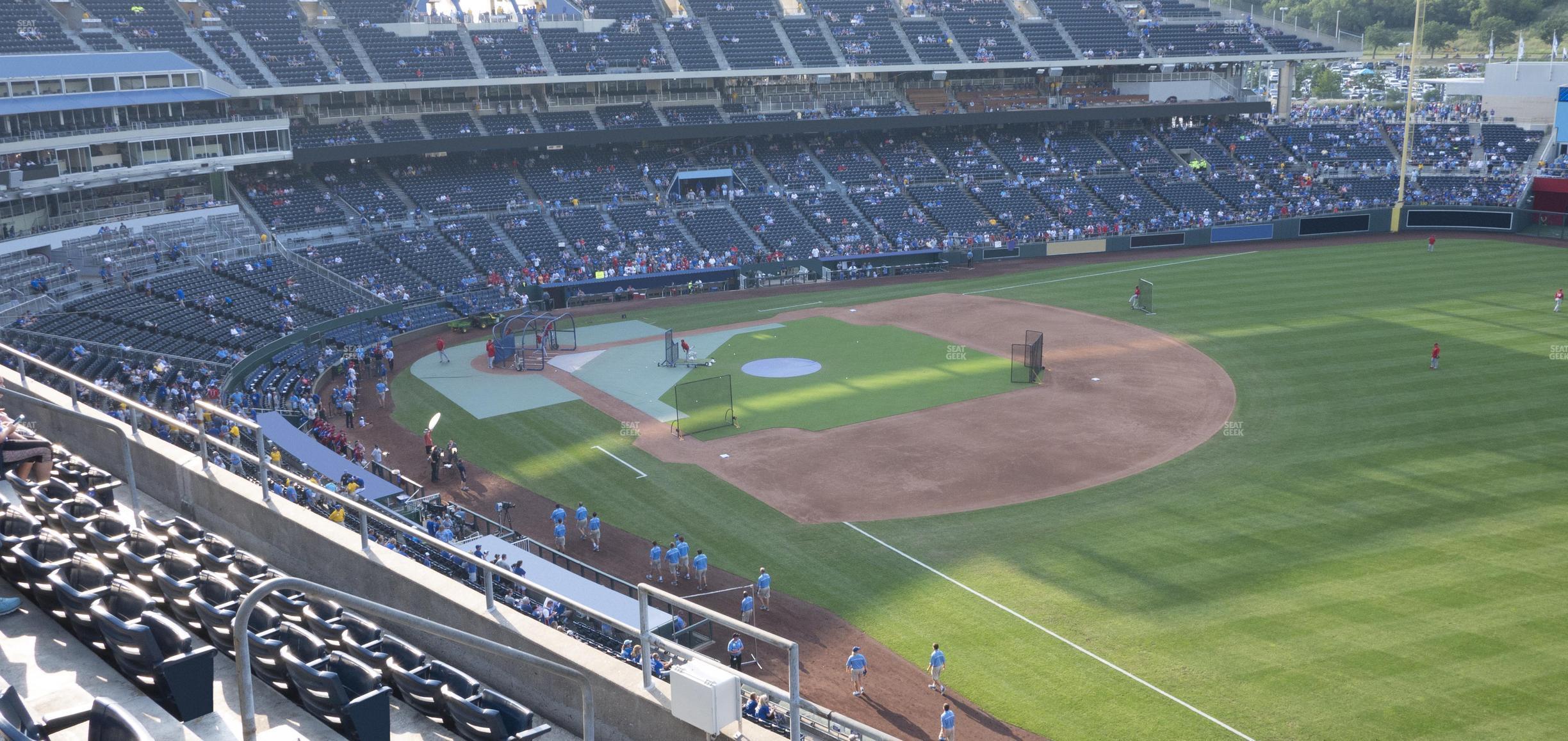 Seating view for Kauffman Stadium Section 437 R