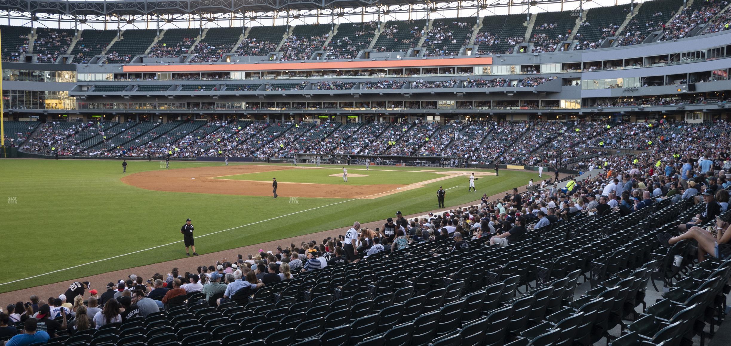 Seating view for Guaranteed Rate Field Section 151