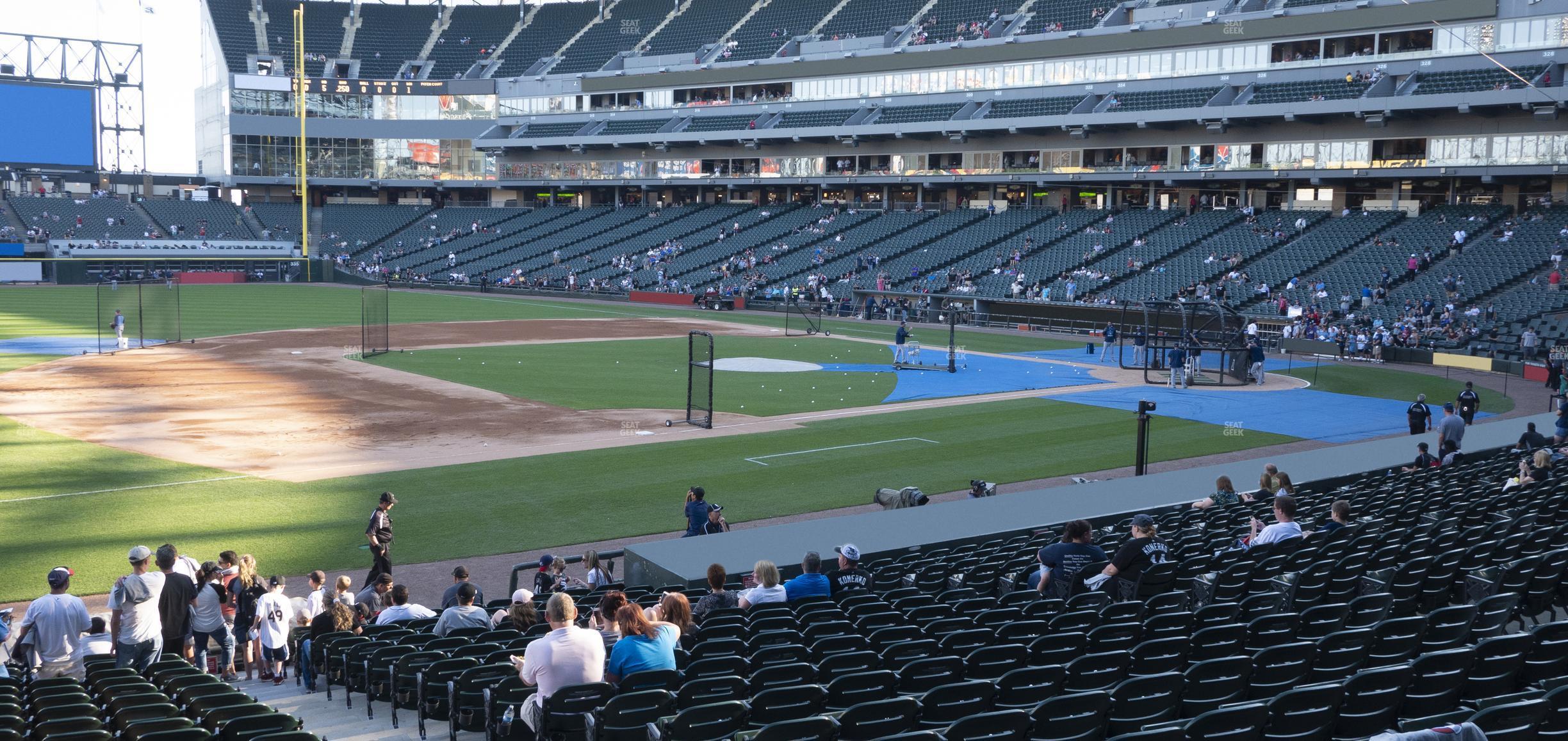 Seating view for Guaranteed Rate Field Section 144