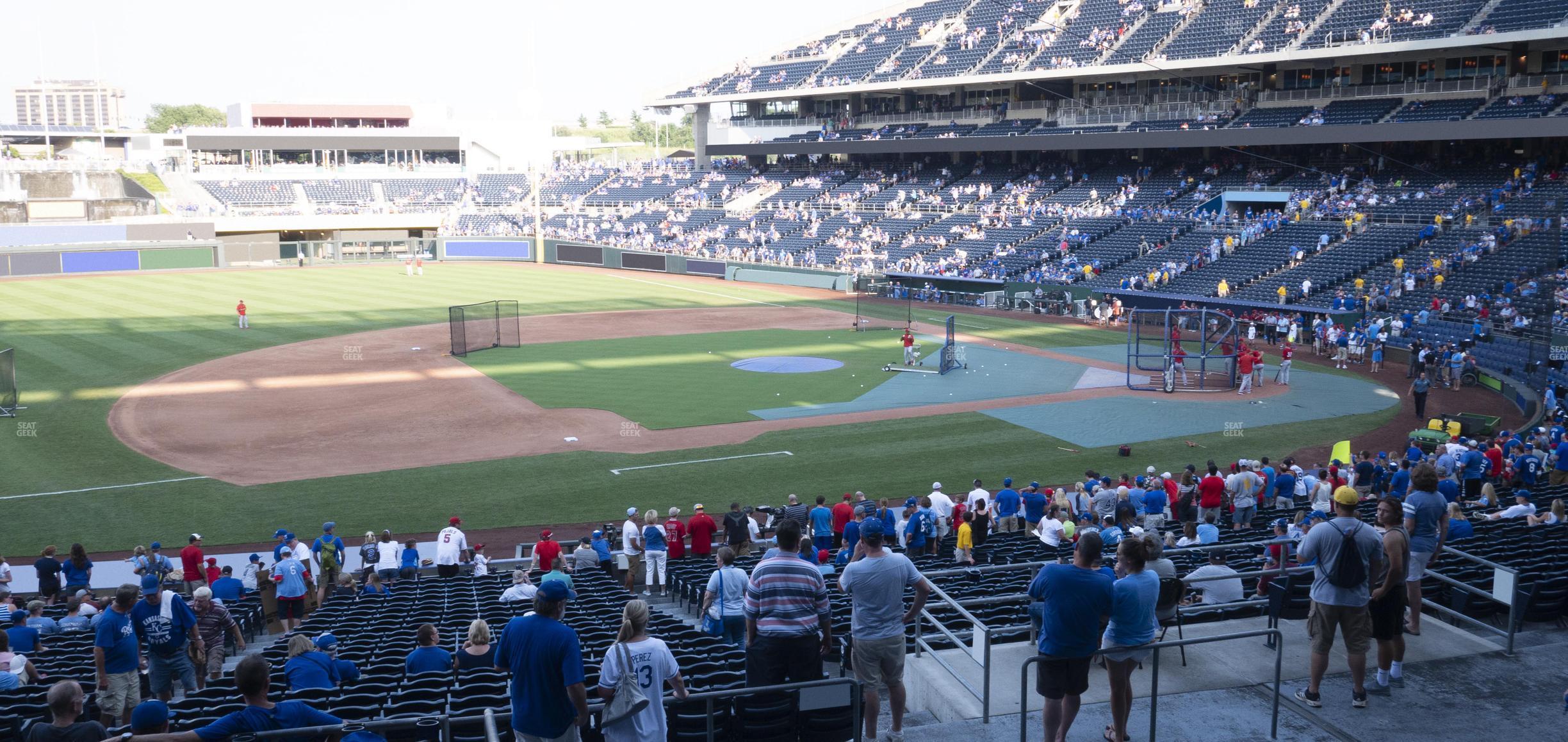 Seating view for Kauffman Stadium Section 218