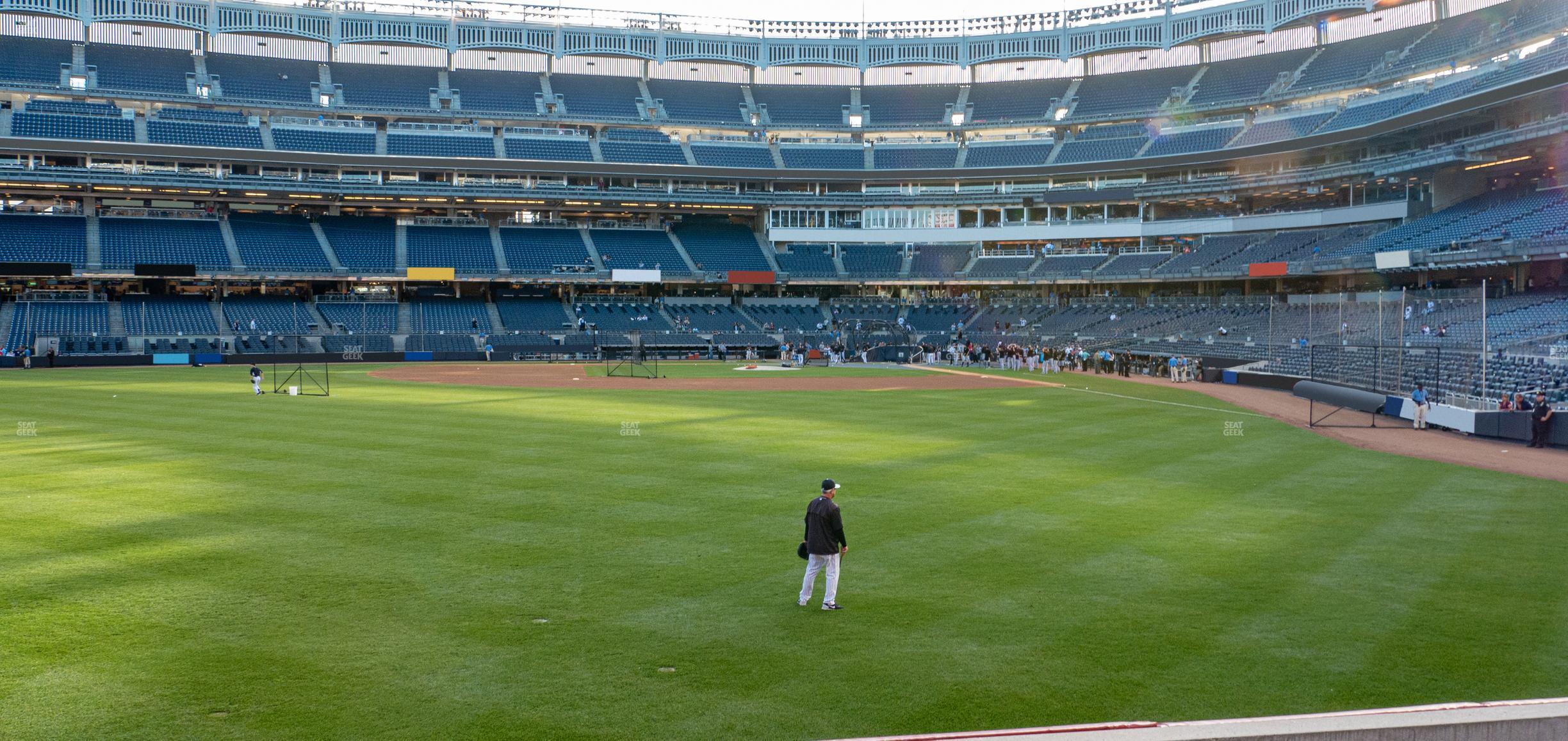 Seating view for Yankee Stadium Section Field Level 135