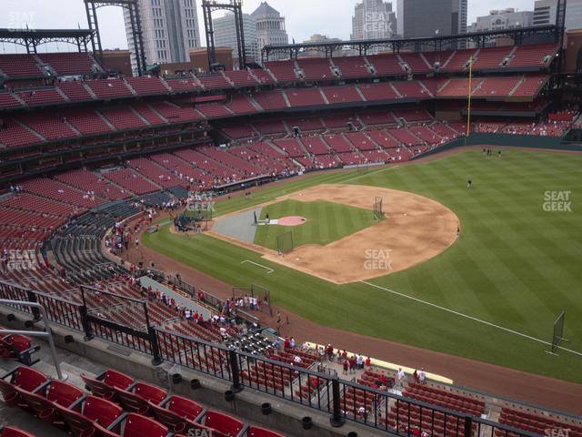 Seating view for Busch Stadium Section First Base Pavilion 337