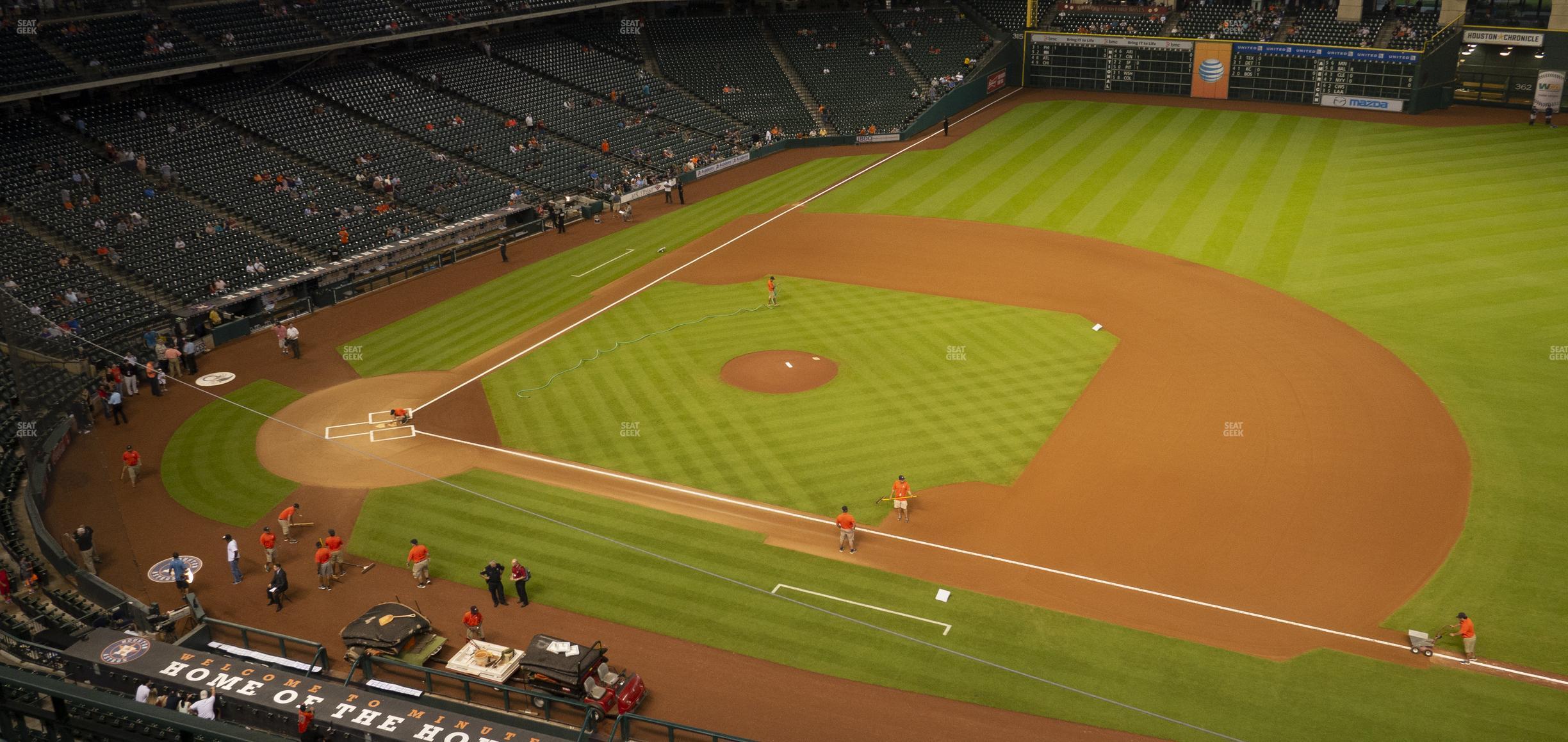 Seating view for Minute Maid Park Section 327