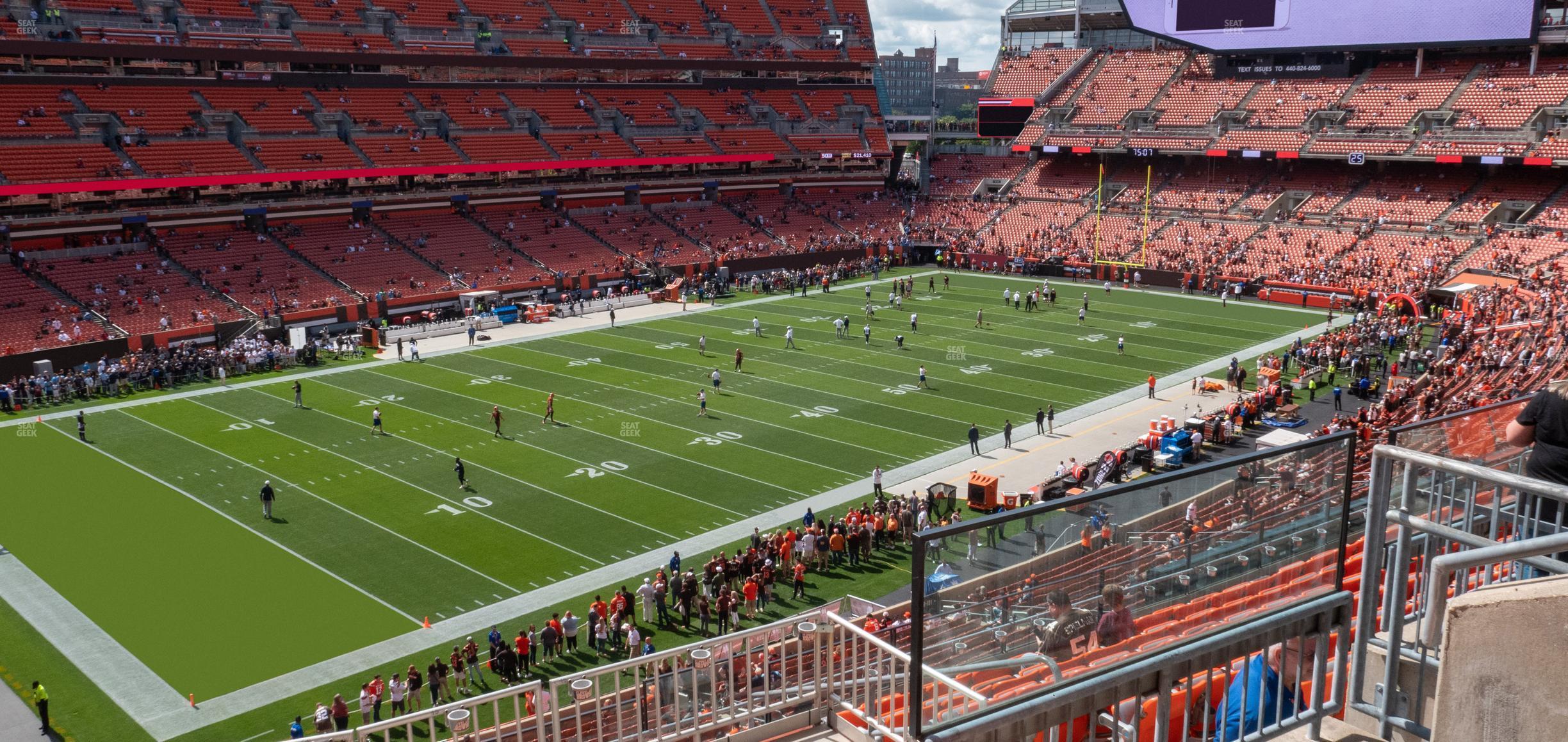 Seating view for Huntington Bank Field Section Club 328