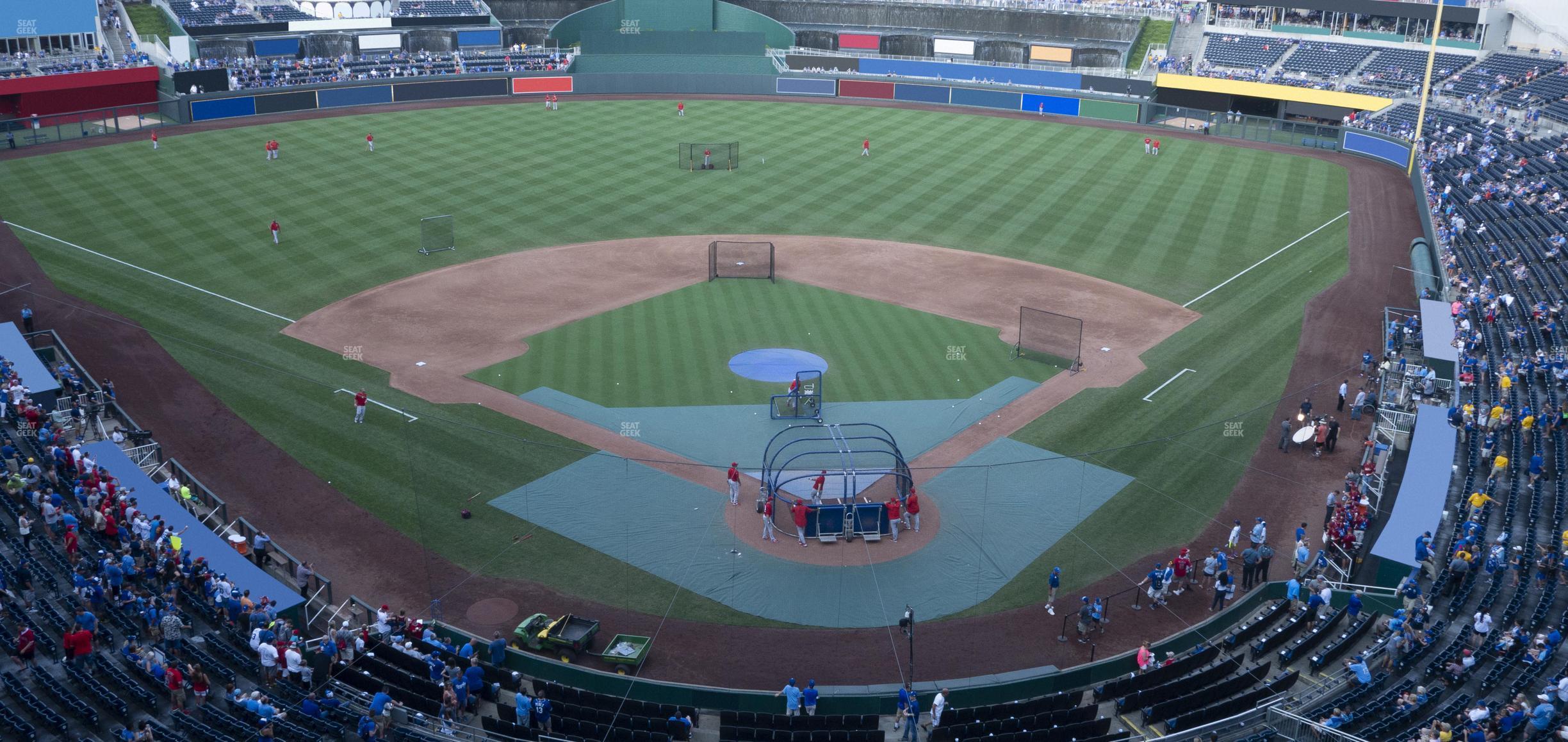 Seating view for Kauffman Stadium Section 419 R