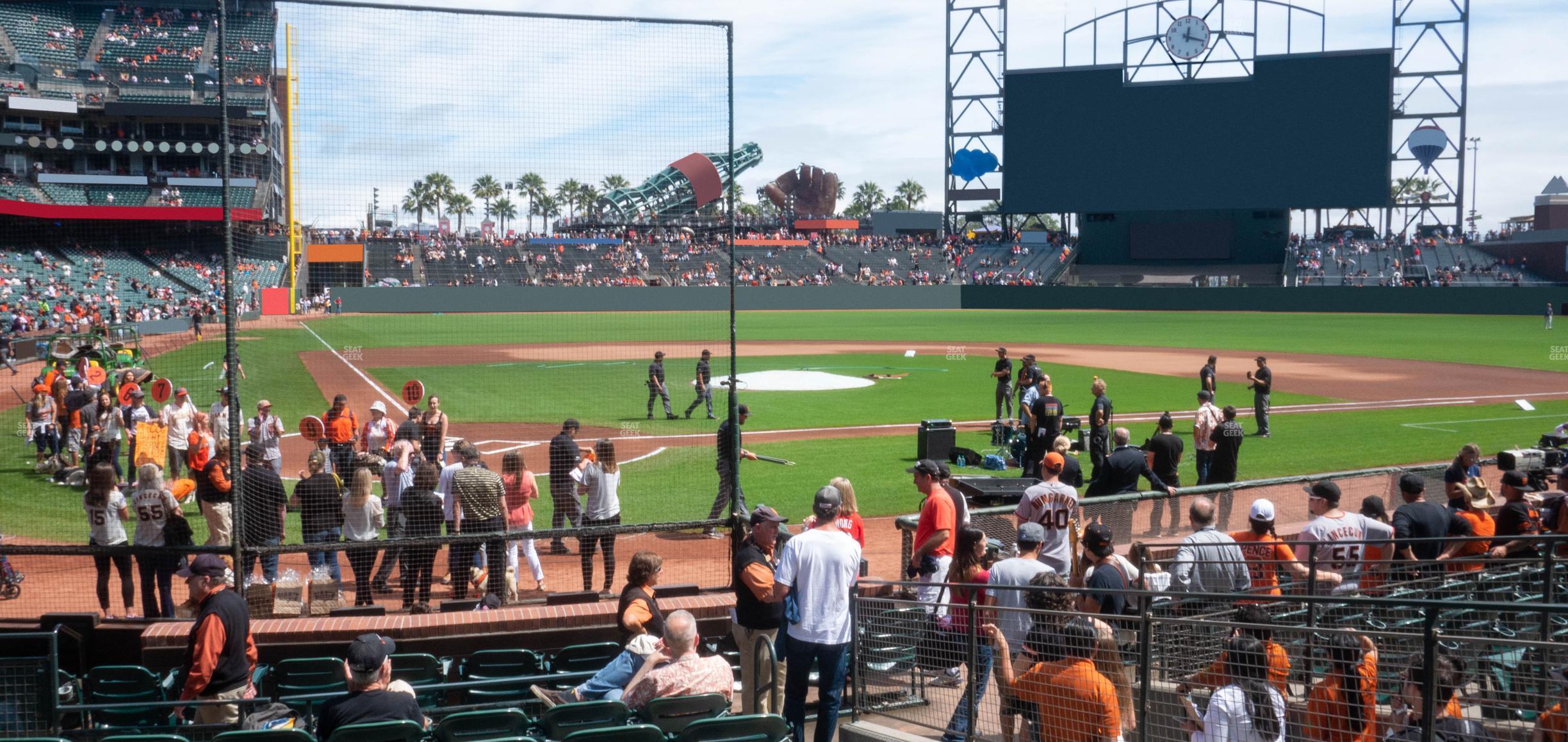 Seating view for Oracle Park Section Field Club 112