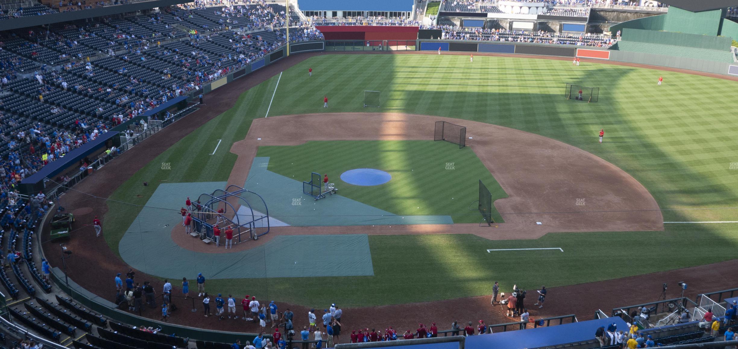 Seating view for Kauffman Stadium Section 427 R